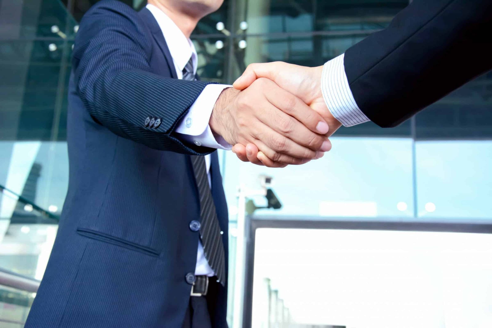 Réussir sa relation avec un intermédiaire en transmission d’entreprise, transmission d'entreprises en France