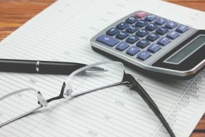 Services financiers et Fintech, transmission d'entreprise en France