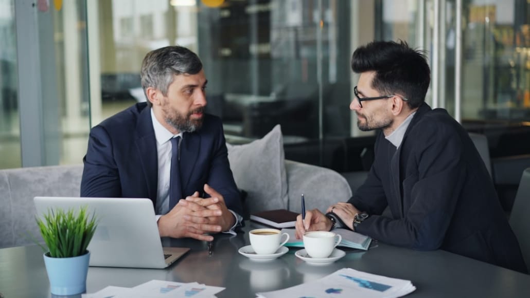 Plan Objectif Reprises 2026 : ce que chaque dirigeant de PME doit faire maintenant pour ne pas rater la fenêtre de cession - business - réunion dirigeants business